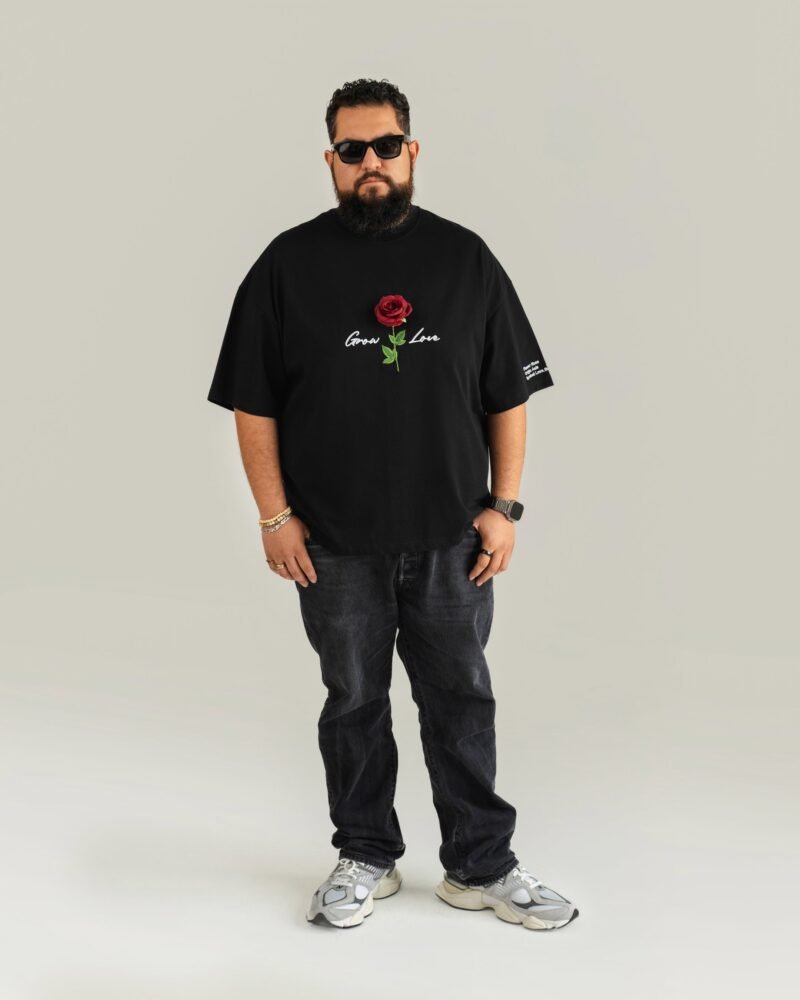 Black Box Tee – In Between Bloom (+1 Flower)