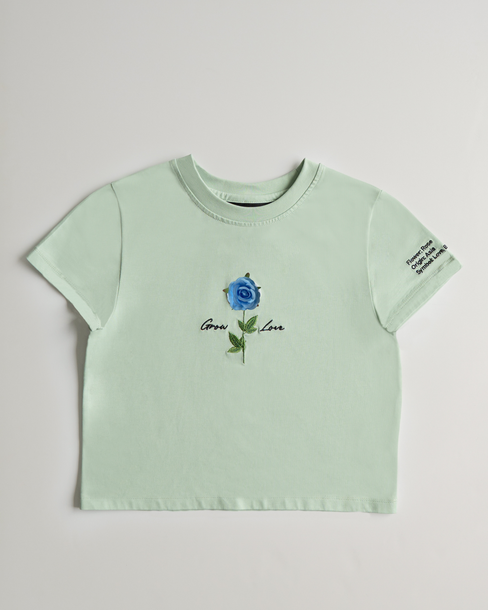 Sage Green Short Tee – In Between Bloom (+1 Flower) — view 10