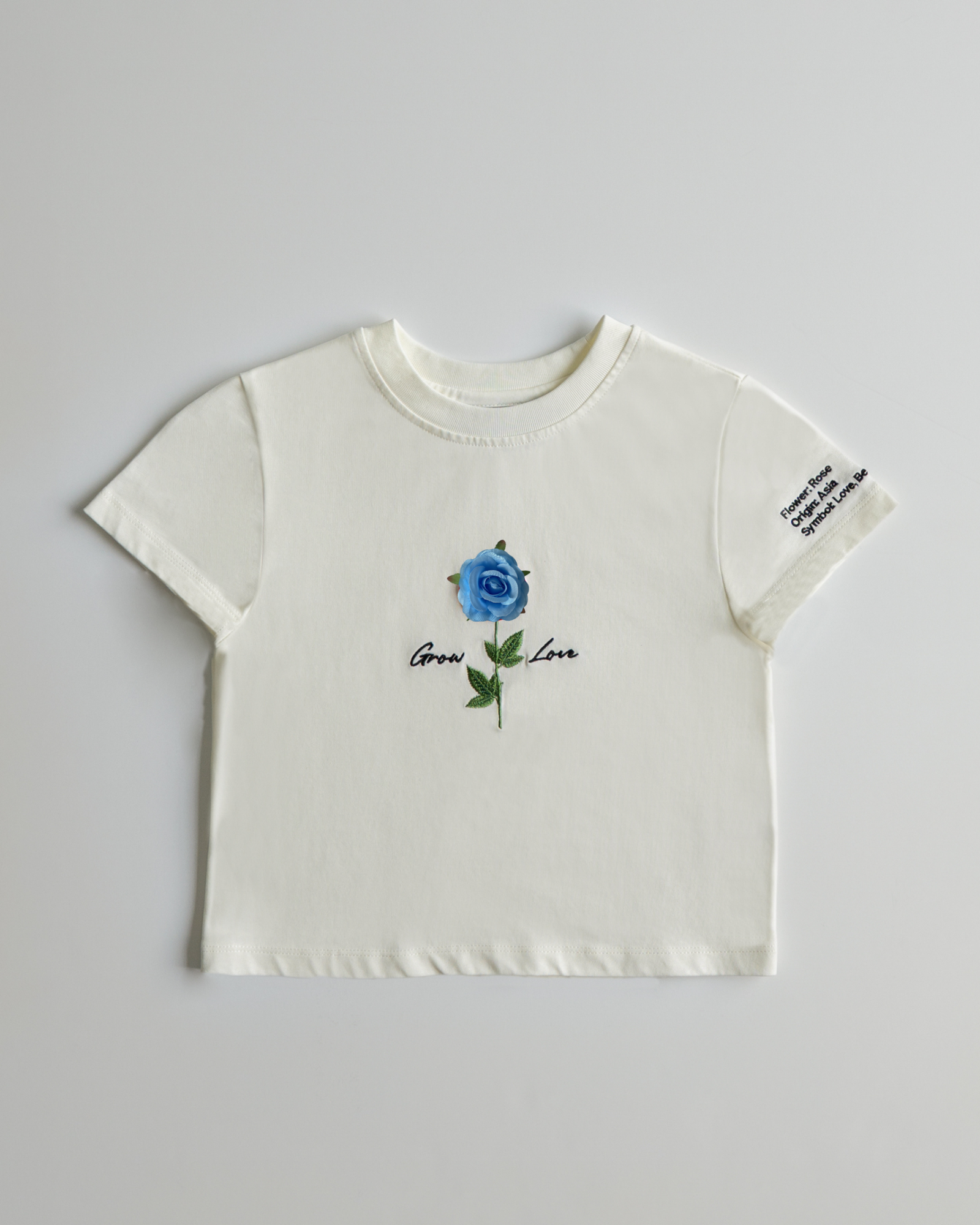 Off White Short Tee – In Between Bloom (+1 Flower) — view 10